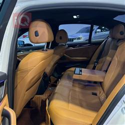 بی ئێم دەبڵیو سیریەس 5